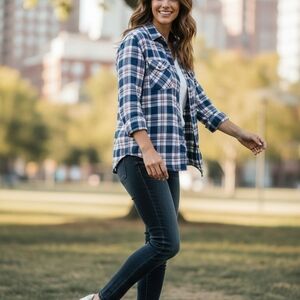 Birds Of Paradise by Trovata Plaid Casual Button Up Blue Aqua Size S